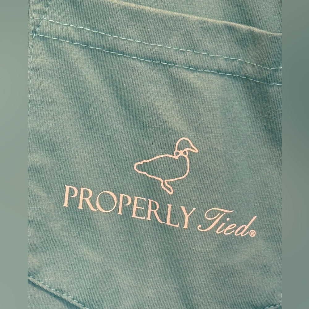Properly Tied Long Sleeve Pocket T-Shirt Duck Dog Graphic Men’s Small - Picture 2 of 5